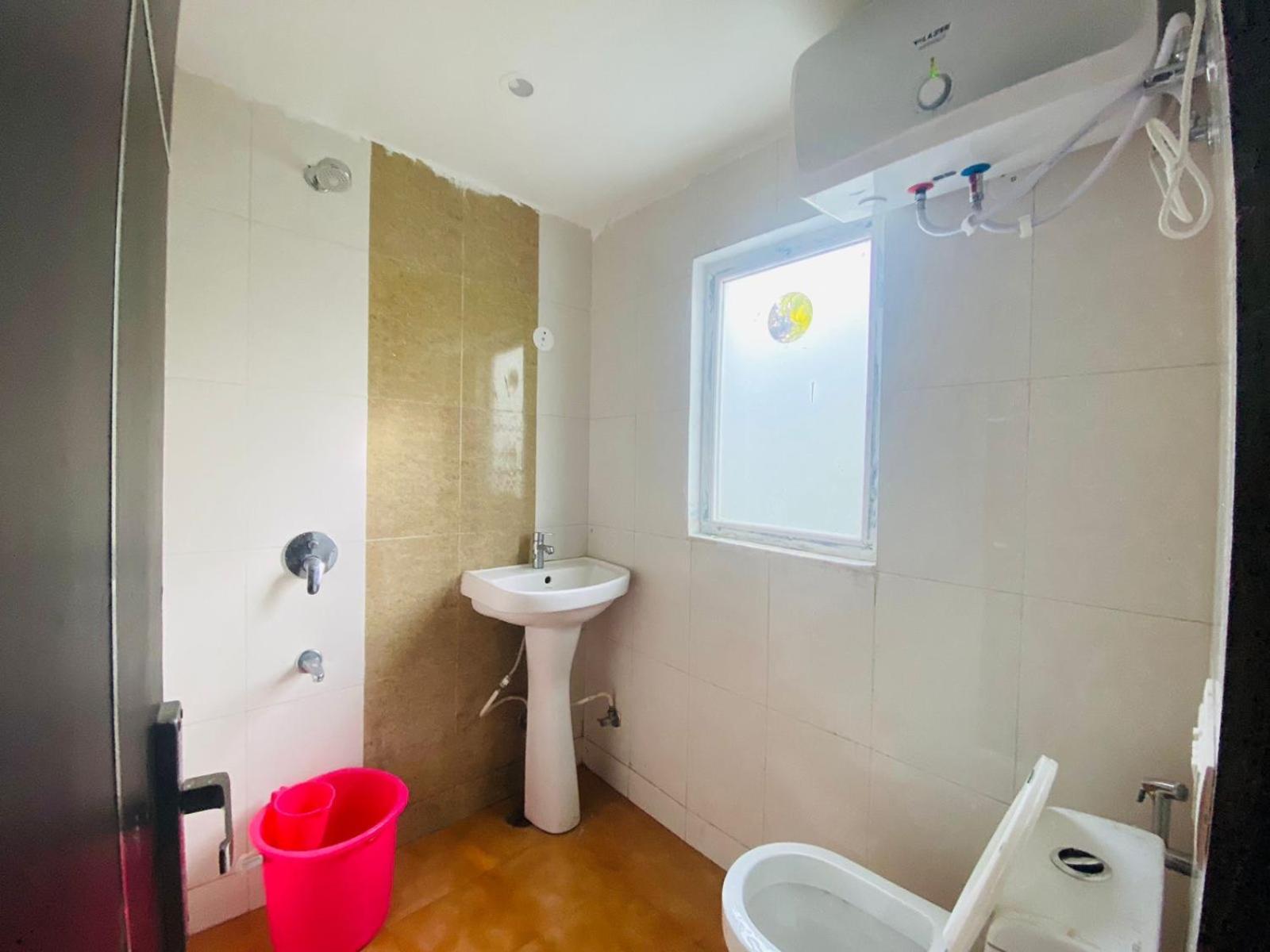 Bob Adventures Hotel Дехрадун Екстериор снимка