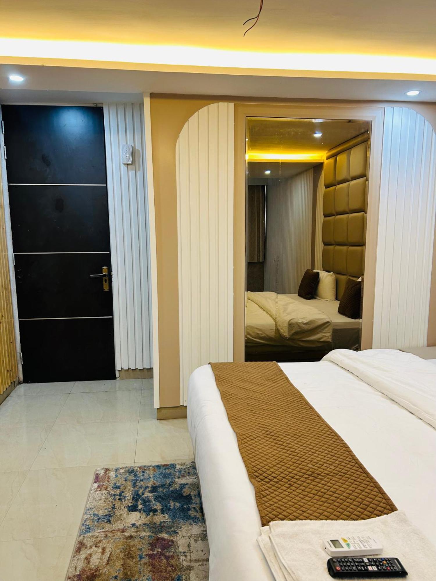 Bob Adventures Hotel Дехрадун Екстериор снимка