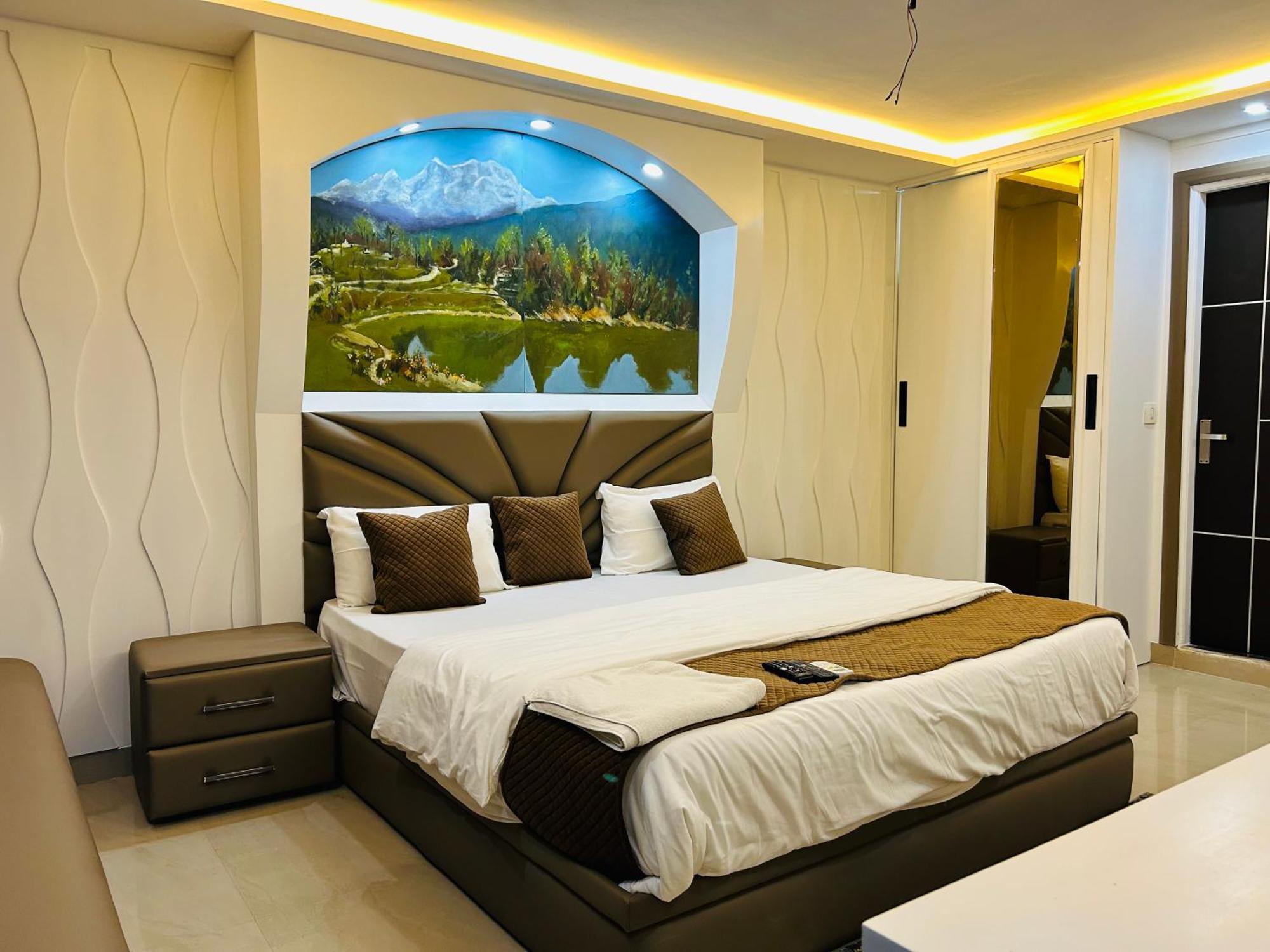 Bob Adventures Hotel Дехрадун Екстериор снимка